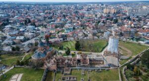 Read more about the article 60% din amplele lucrări de restaurare și conservare ale Complexului Național Muzeal Curtea Domnească din municipiul Târgoviște au fost executate deja !