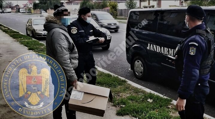 You are currently viewing Dâmbovița: Jandarmii au continuat acțiunile de informare și prevenire în context pandemic