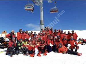 Read more about the article Echipa Salvamont Dâmbovița a participat la concursul de schi alpin „Cupa Salvamont Bucegi”