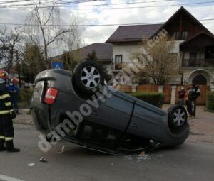 Read more about the article TÂRGOVIȘTE: Două autoturisme implicate într-un accident grav, pe Calea Câmpulung! Două persoane au fost rănite!