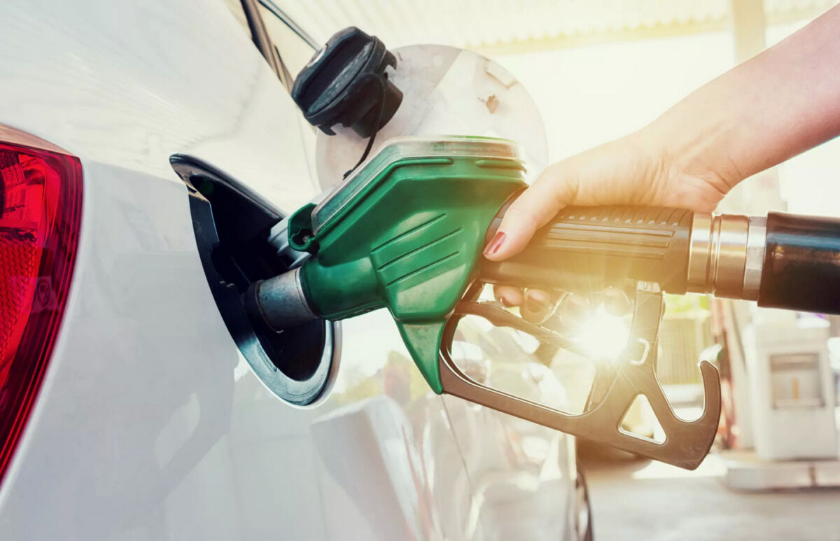 You are currently viewing Guvernul nu va mai susține compensarea prețului la carburant, începând cu 1 ianuarie 2023
