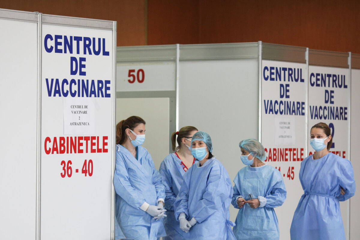 You are currently viewing Peste 20 de mii de persoane vaccinate la Maratonul din București