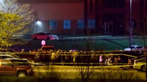 Read more about the article Atac armat în SUA, la un depozit FedEx din Indianapolis, soldat cu opt morți