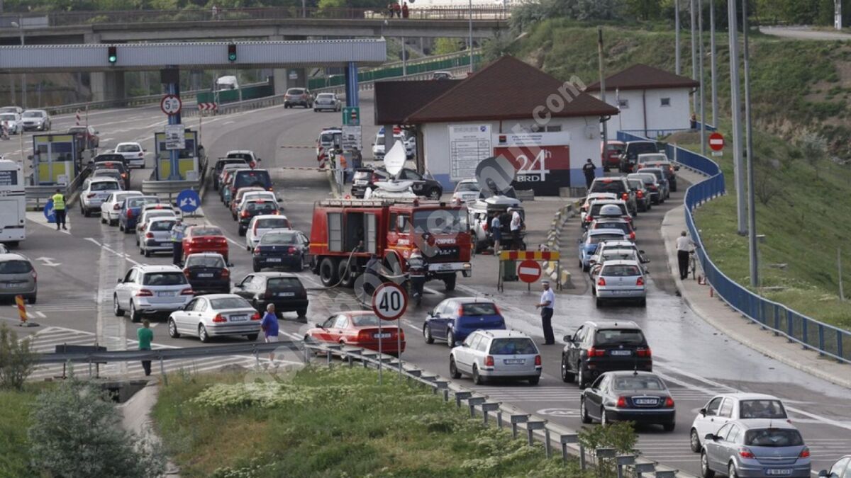 You are currently viewing Traficul spre litoral, oprit temporar, pentru a veni în sprijinul turiștilor care se întorc de la mare