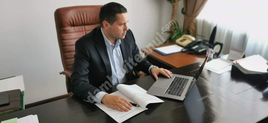 You are currently viewing Președintele Consiliului Județean Dâmbovița participă la ședința on-line a plenarei Comitetului European al Regiunilor