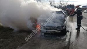 Read more about the article Mașină cuprinsă de flăcări, la Jugureni! O persoană a fost rănită!