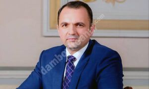 Read more about the article Cristian Stan, primar Târgoviște: ”Nu voi pleca decât în momentul în care îmi vor spune târgoviștenii să plec”