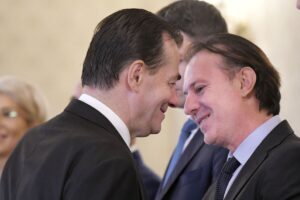 Read more about the article Vezi care este relația dintre Orban și Cîțu de când au devenit contracandidați la șefia partidului