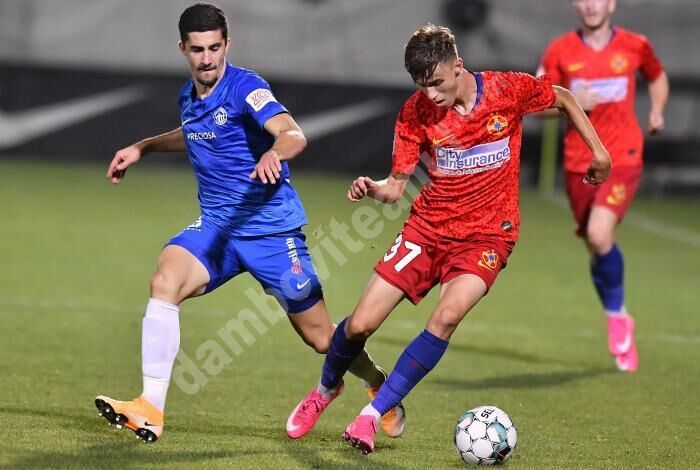 You are currently viewing Dâmbovițeanul Octavian Popescu, un noul gol pentru FCSB. A ajuns la “borna” 4 în acest sezon