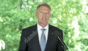 Read more about the article Președintele Iohannis: ”trebuie să aducem vaccinul mai aproape de români”