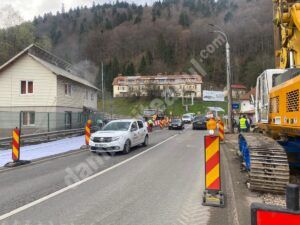 Read more about the article Traficul deviat pe DN 1A Ploiești-Cheia-Săcele/Ploiești-Târgoviște din cauza lucrărilor la podul peste râul Azuga