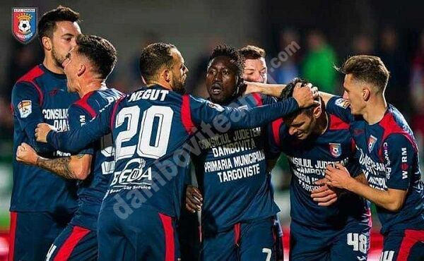 You are currently viewing Chindia Târgoviște continuă seria transferurilor! Șase jucători de la noul Farul, sub comanda lui Emil Săndoi