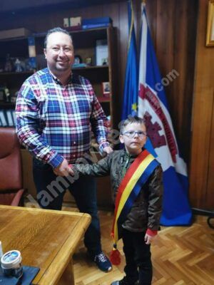 Read more about the article Primarul orașului Pucioasa și-a întâlnit, ieri, posibilii succesori