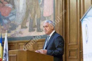 Read more about the article Universitatea Valahia Târgoviște, la ceas aniversar