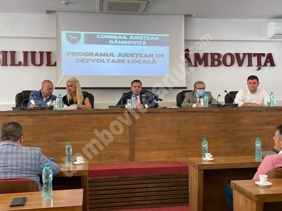 You are currently viewing Președintele CJD a semnat, astăzi, contracte de finanțare pentru 21 de unități administrativ-teritoriale din județ