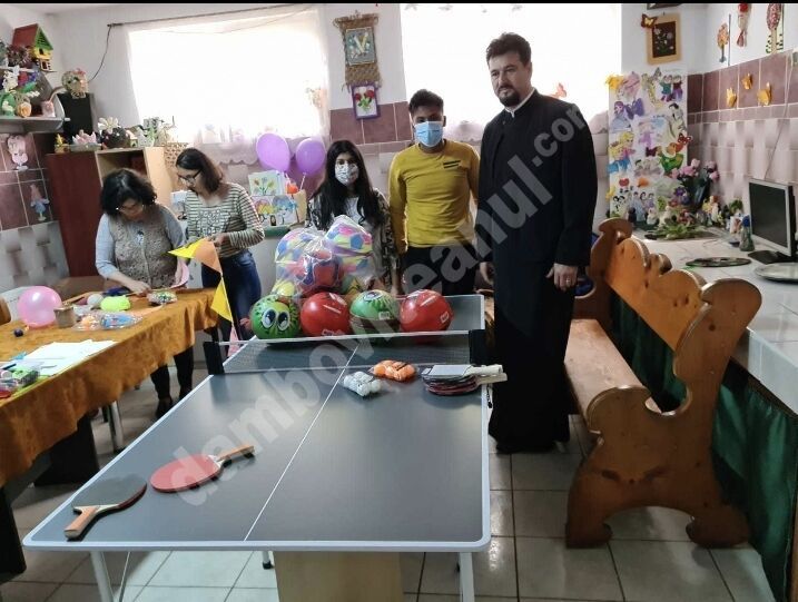 You are currently viewing DARURI PENTRU COPII OFERITE DE PAROHII ALE ARHIEPISCOPIEI TÂRGOVIȘTEI