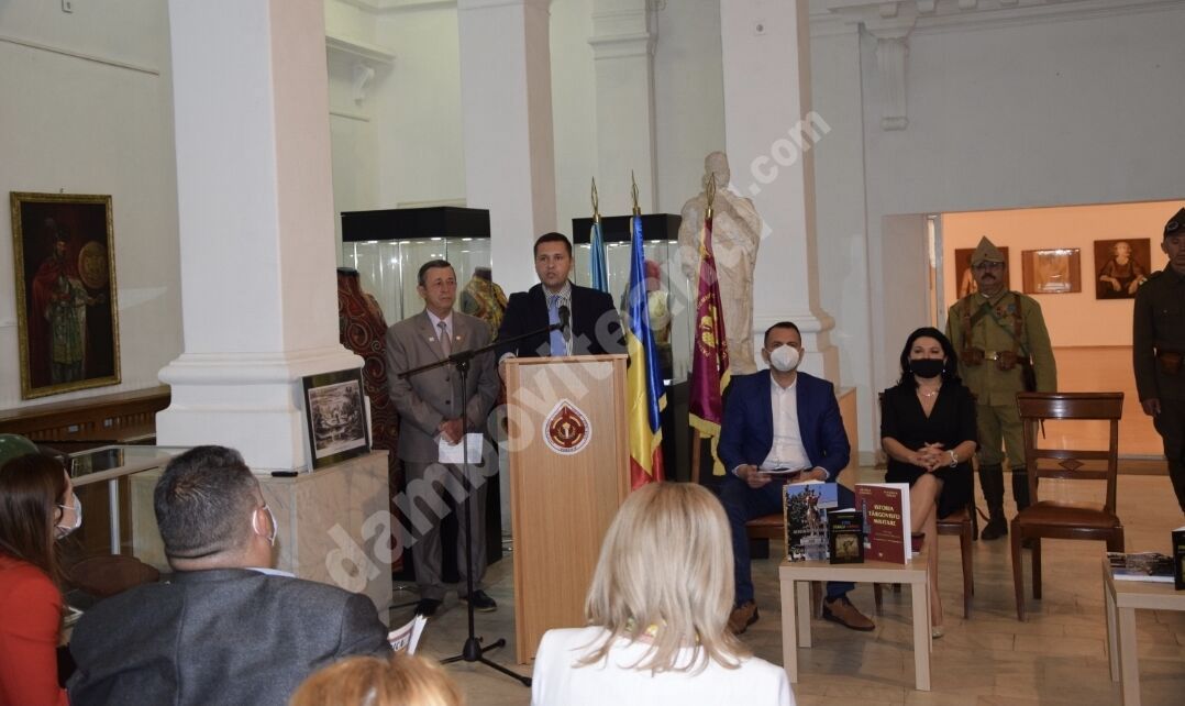 You are currently viewing Simpozion dedicat Zilei Eroilor la Muzeul de Istorie din Târgoviște