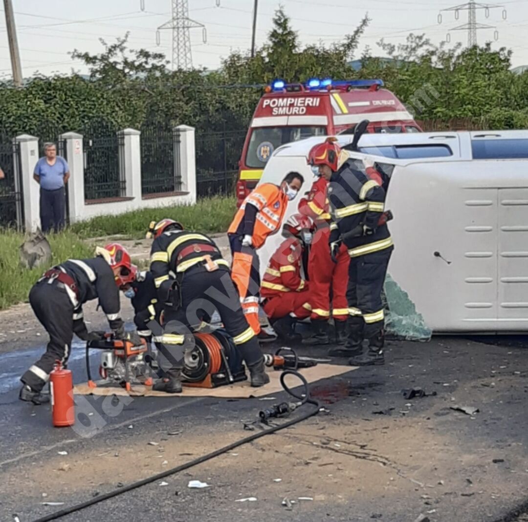 You are currently viewing Dosar penal după tragicul accident rutier de la Aninoasa, în care două persoane și-au pierdut viața, iar 7 copii au ajuns la spital