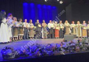 Read more about the article „Gala folclorului dâmbovițean”, regal de muzică populară, oferit de Centrul Județean de Cultură Dâmbovița