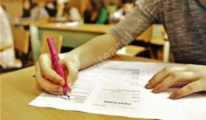 Read more about the article DÂMBOVIȚA: Aproape 3000 de elevi s-au înscris la examenul de Evaluare Națională!