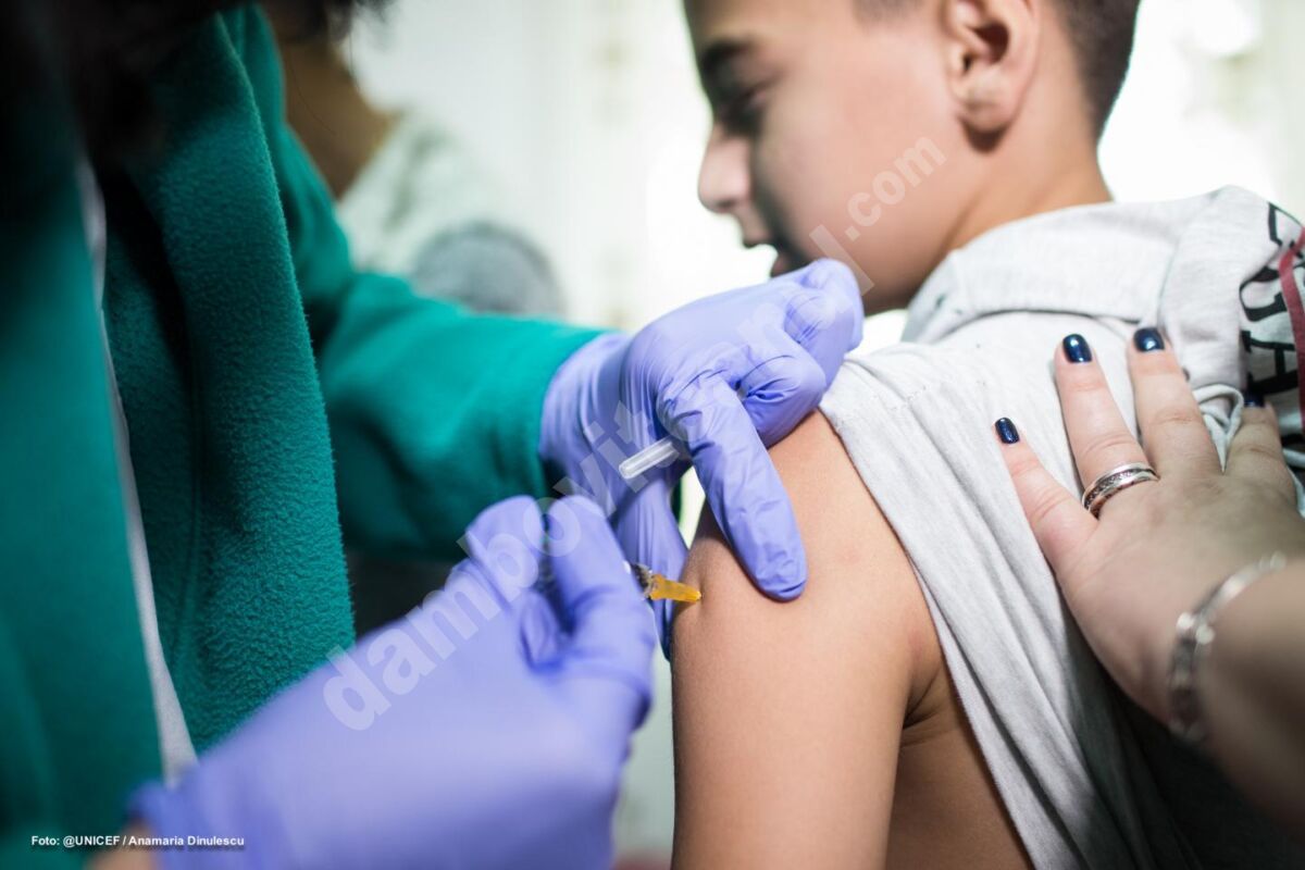 You are currently viewing România, prima ţară din UE care vaccinează copiii împotriva COVID-19
