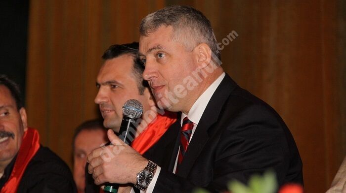 You are currently viewing Atac al lui Adrian Țuțuianu, la primarul municipiului Târgoviște, Cristian Stan