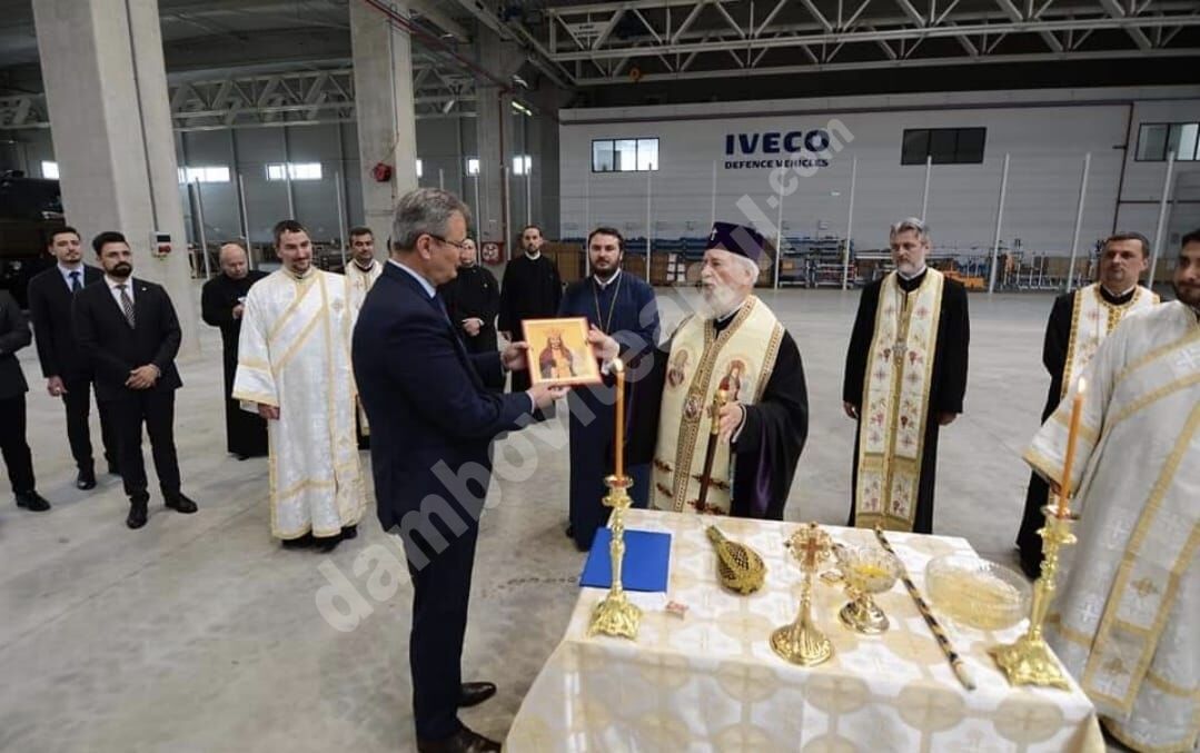 You are currently viewing FABRICA IVECO DE LA PETREȘTI A FOST BINECUVÂNTATĂ DE MITROPOLITUL NIFON