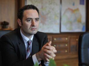 Read more about the article Alexandru Nazare, reacție după demitere: Nu m-am alăturat echipei care să îl susțină pe Cîțu în campania pentru poziția de președinte al PNL