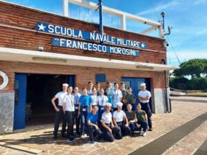 Read more about the article Elevi militari în tabără de vară la Veneția