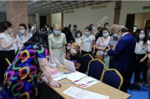 Read more about the article DGASPC DÂMBOVIȚA: Tinerii din sistemul de protecţie au participat la Bursa Locurilor de Muncă   
