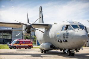 Read more about the article Cei doi bărbați arși în explozia de la Petromidia au fost transferați într-un spital din Germania