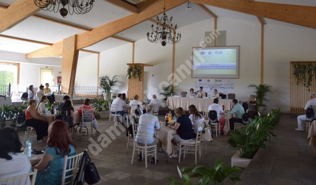 You are currently viewing Seminarul „Strategia de Dezvoltare a Serviciilor Sociale”, organizat de Consiliul Județean Dâmbovița