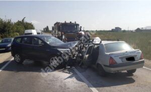 Read more about the article Accident pe DN 72, la intersecția cu Lucieni! Două persoane sunt rănite!