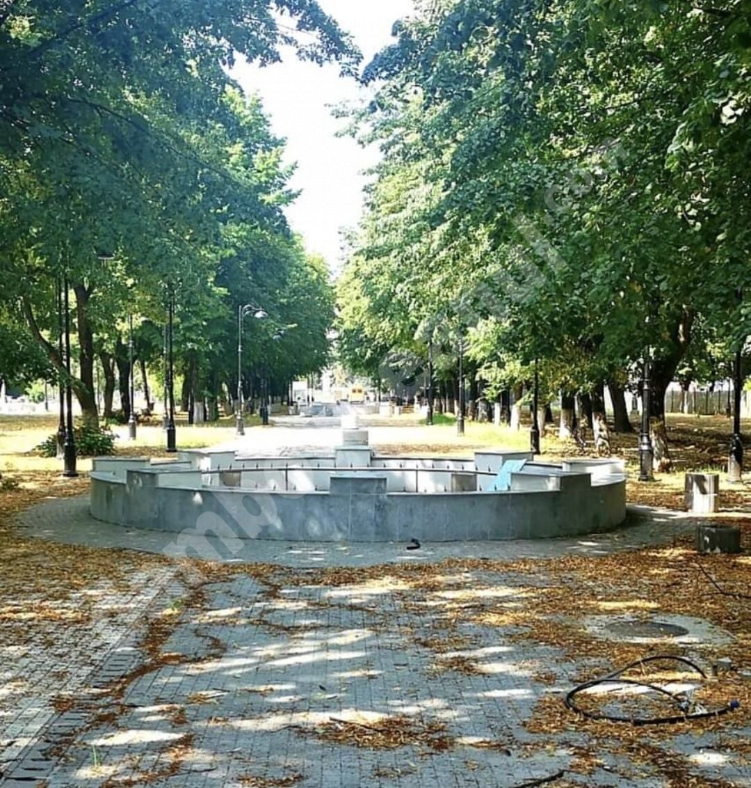 You are currently viewing TÂRGOVIȘTE: Lucrările la Parcul Mitropoliei se vor încheia în cel mult 45 de zile!