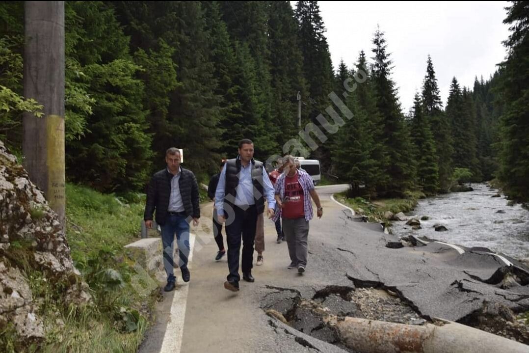 You are currently viewing Situația DJ 714, în zona Cheile Tătarului, în atenția președintelui CJD, Corneliu Ștefan
