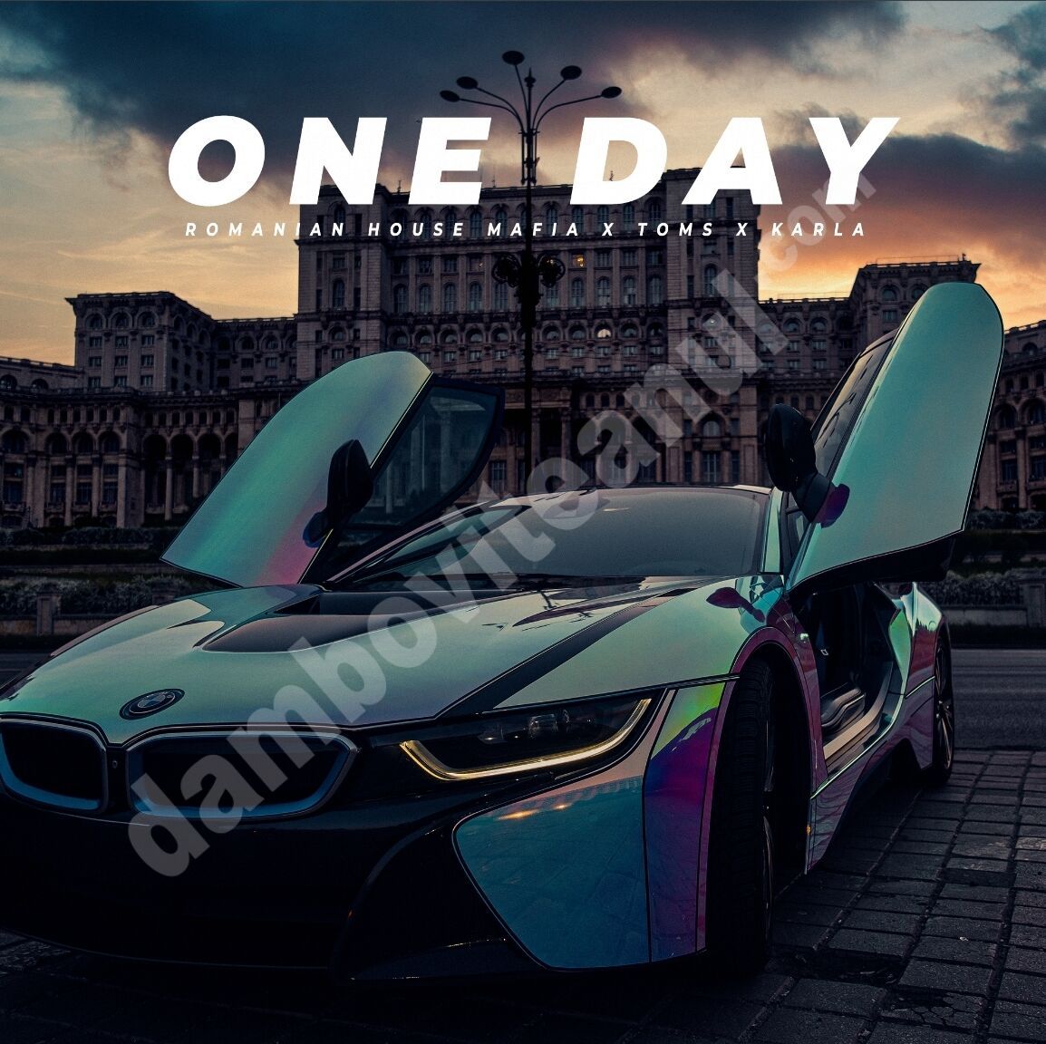 You are currently viewing Romanian House Mafia lansează un nou remake: „One Day”, alături de Toms și Karla