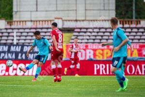 Read more about the article Chindia Târgoviște atacă prima victorie în campionat. Emil Săndoi: “În meciul cu Dinamo va trebui să nu facem greșeli și să fim inspirați la finalizare”