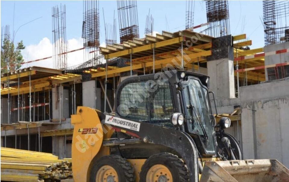 You are currently viewing STATISTICĂ DÂMBOVIŢA: Creştere considerabilă a numărului de autorizaţii de construire pentru clădiri