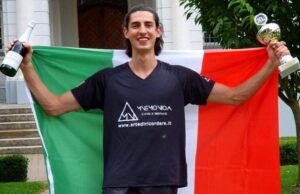 Read more about the article Un tânăr de 21 de ani a doborât recordul mondial de memorie. Acesta a reușit să rețină în 5 minute un număr format din 630 de cifre