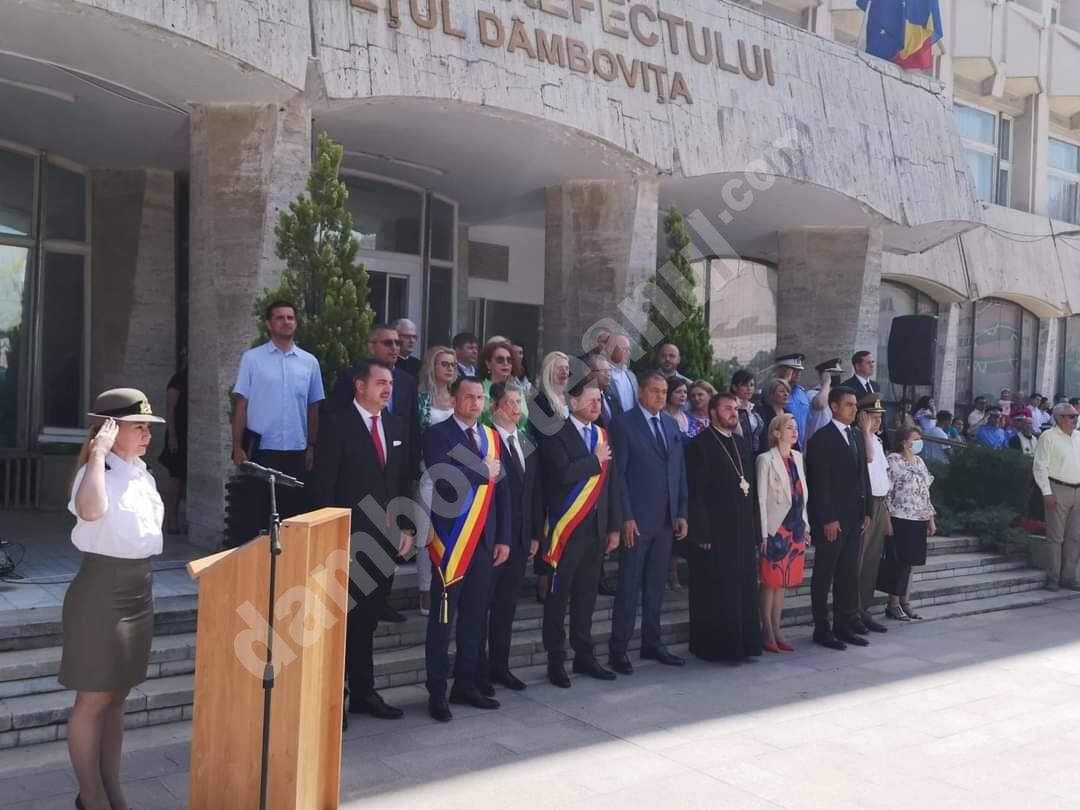 You are currently viewing CEI CE CONDUC DESTINELE UNEI COMUNITĂȚI ȘI NU AU CĂLĂUZITOR SPIRITUAL, SĂ-ȘI CAUTE! – PR. DR. IONUȚ GHIBANU, VICAR EPARHIAL