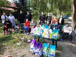 Read more about the article BISERICA ESTE ALĂTURI DE INSTITUȚIILE SOCIALE