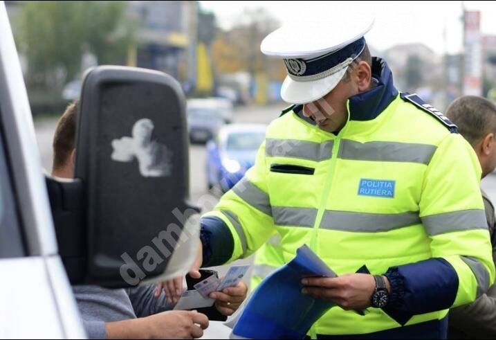 You are currently viewing Bărbat cercetat de polițiști pentru conducerea unui vehicul sub influența alcoolului
