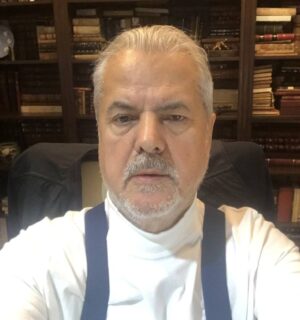 Read more about the article ADRIAN NĂSTASE: Criza lui Iohannis!
