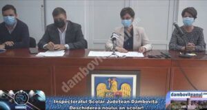 Read more about the article Școlile dâmbovițene încep noul an școlar cu stocuri de măști și dezinfectanți…cel puțin pe hârtie. De tabletele pentru elevi nu mai vorbește nimeni