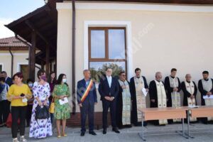 Read more about the article Elevii Școlii Generale Căprioru au început anul școlar într-o clădire complet renovată și modernizată