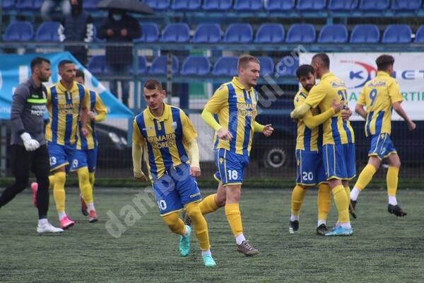 You are currently viewing Flacăra Moreni, lovită în plin de Rapid București II