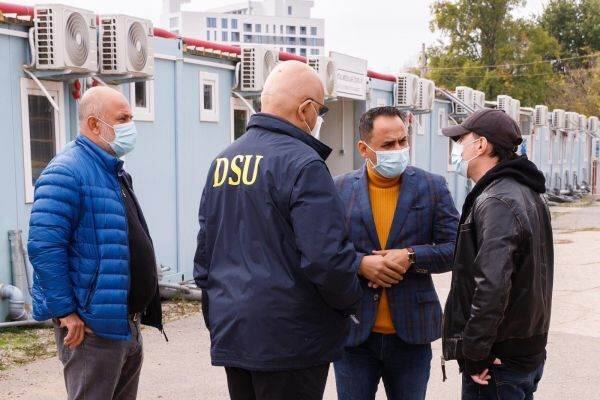 You are currently viewing Florin Cîțu a vizitat spitalul modular Pipera: Primii pacienţi, aproximativ 100, vor putea fi îngrijiţi la Pipera începând de marţi
