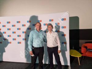 Read more about the article Parlamentarii dâmbovițeni USR PLUS, după alegerile din partid: O campanie a bunului simț se încheie acum, oficial. Fără miros de mici și bere, fără cuvinte grele aruncate în spațiul public