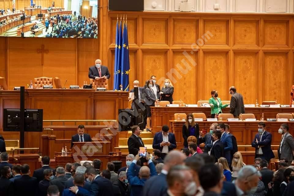 You are currently viewing Titus Corlățean, senator PSD: PSD le-a aplicat lui Cioloș, catastroficului „ministru” al Sănătății, Mihăilă și întregii ” echipe” neomarxiste a USR tratamentul pe care îl meritau