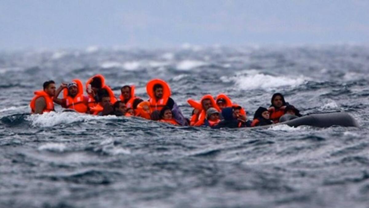 You are currently viewing Cel puțin 27 de morți, după ce o ambarcațiune cu migranți s-a răsturnat în Canalul Mânecii